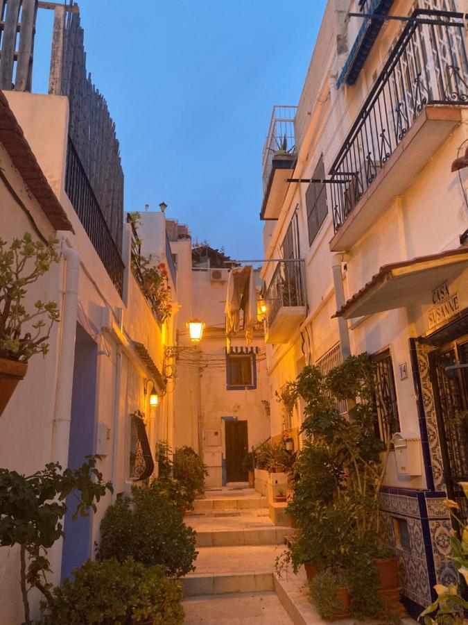 Private Terrace-Romantic-Sea, Castle Views-Central Alicante Buitenkant foto